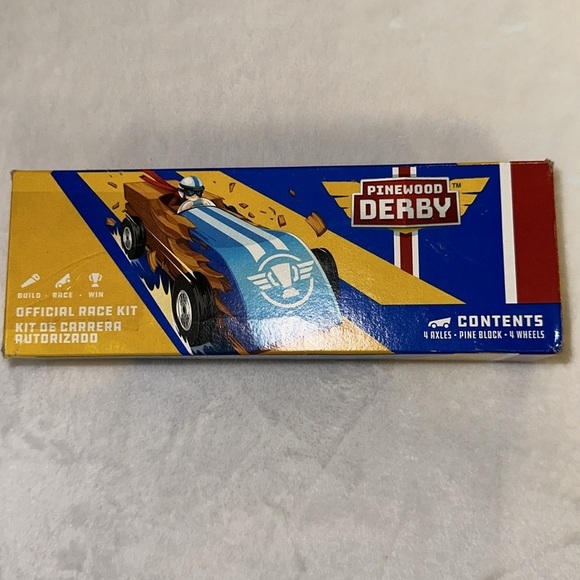 Pinewood Derby Grand Prix Official Race Kit: 4 Axles, Pine Block, 4 Wheels New - Picture 8 of 8